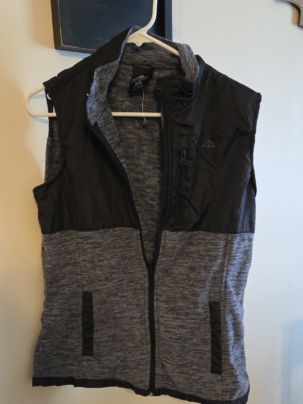 Snozu Vest